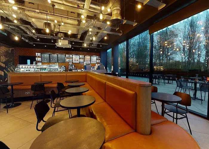 Top Accommodations in Portsmouth, Coastal Hampshire