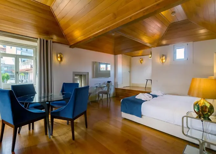 Best Appart Hotels in Captivating Porto