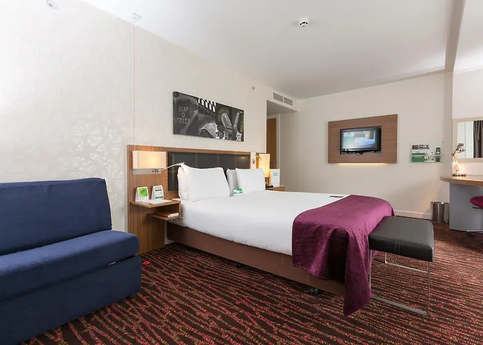Unbeatable Hotel Deals in Manchester