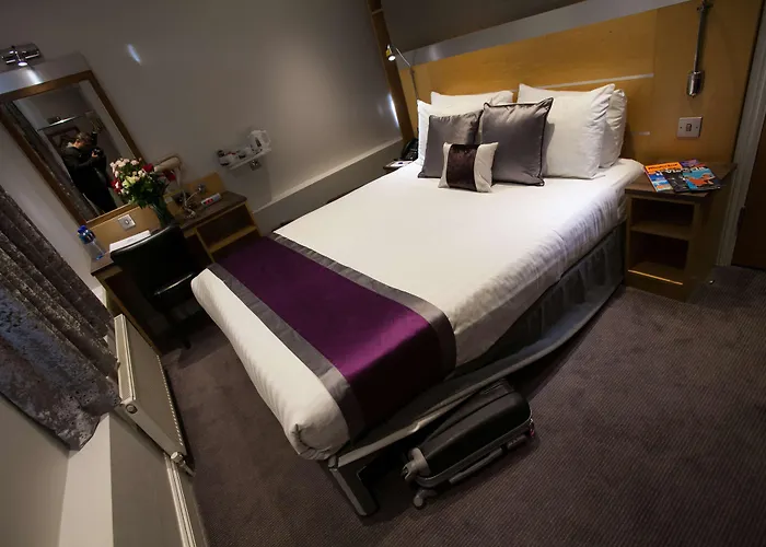 Top Affordable Accommodations in London's Victoria