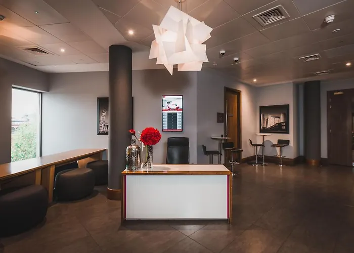 Top Day Hotels in Birmingham