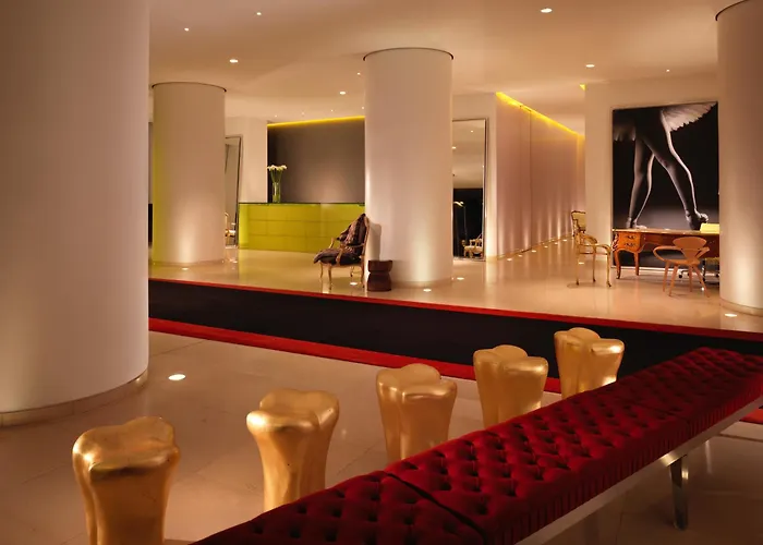 Top London Show Packages with Convenient Hotels