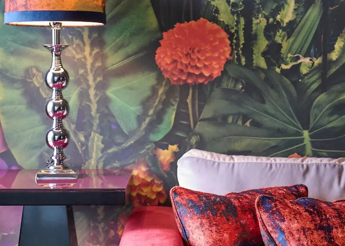 Top Hotels Near His Majesty's Theatre Aberdeen