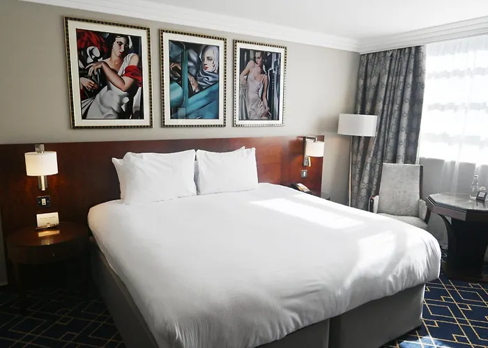 Top Liverpool Airport Hotels with Parking Included