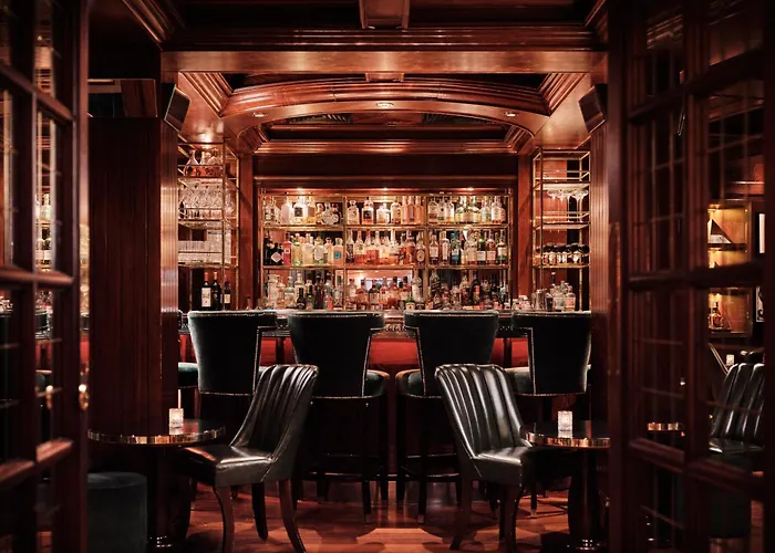 Top-Rated Hotels in London WC1 Area