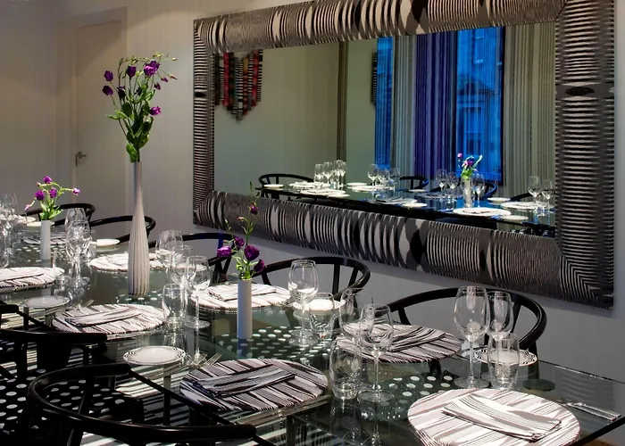 Best Hotels Edinburgh Castle