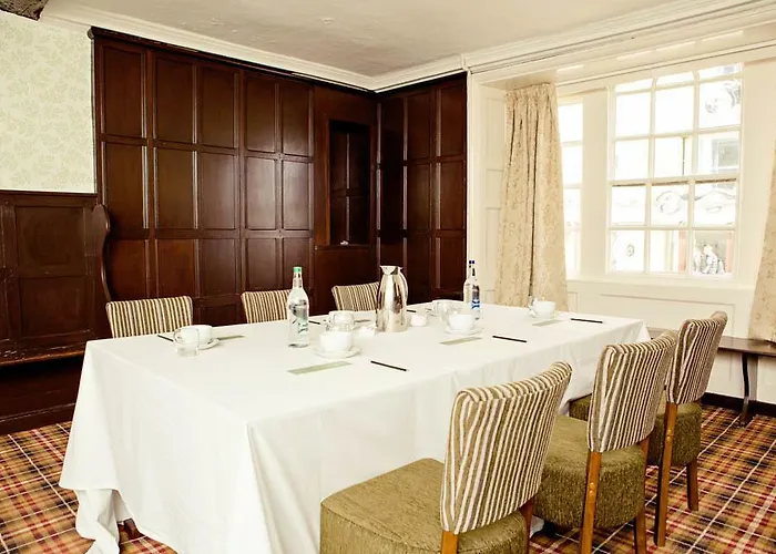 Top Cheap Hotels in Bicester for Travelers