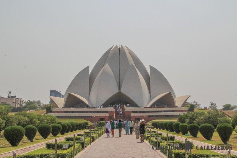 Templo del Loto, uno de los lugares que ver en Delhi